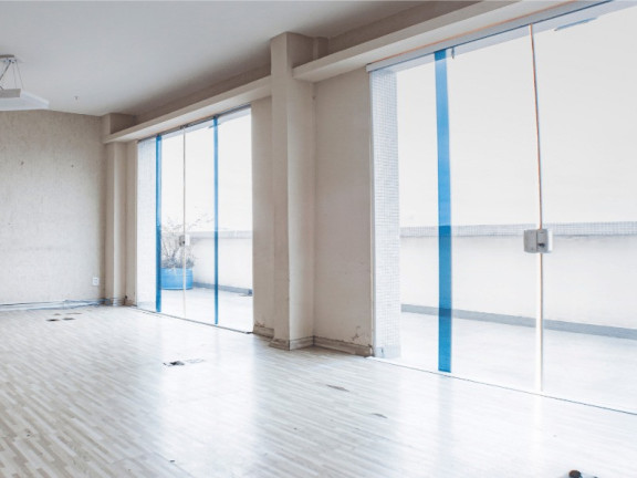 Sala Comercial à Venda, 106 m² em Centro - São Paulo