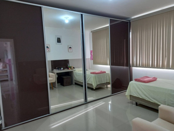 Imagem Casa com 3 Quartos à Venda, 166 m² em Bombinhas - Bombinhas Imagem Casa com 3 Quartos à Venda, 166 m² em Bombinhas - Bombinhas