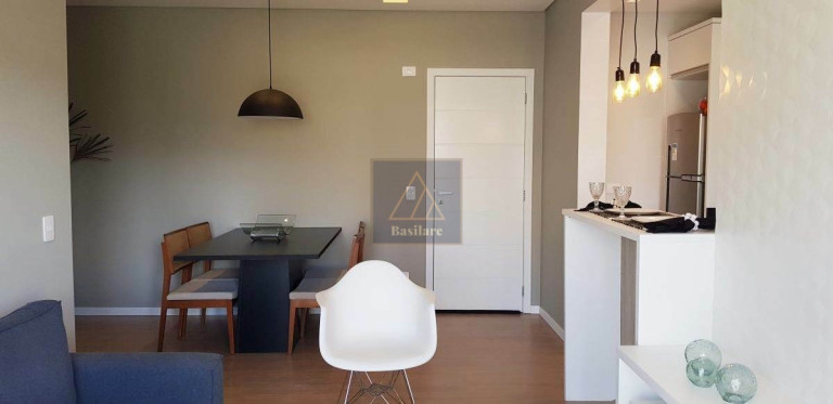 Imagem Apartamento com 3 Quartos à Venda, 77 m² em Mercês - Curitiba