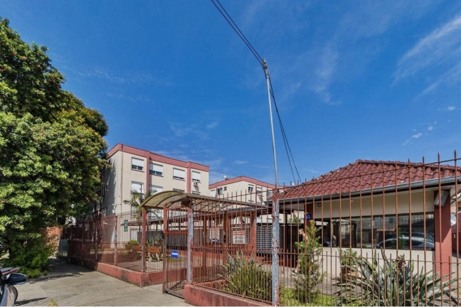 Imagem Imóvel com 1 Quarto à Venda, 35 m² em Jardim Leopoldina - Porto Alegre Imagem Imóvel com 1 Quarto à Venda, 35 m² em Jardim Leopoldina - Porto Alegre