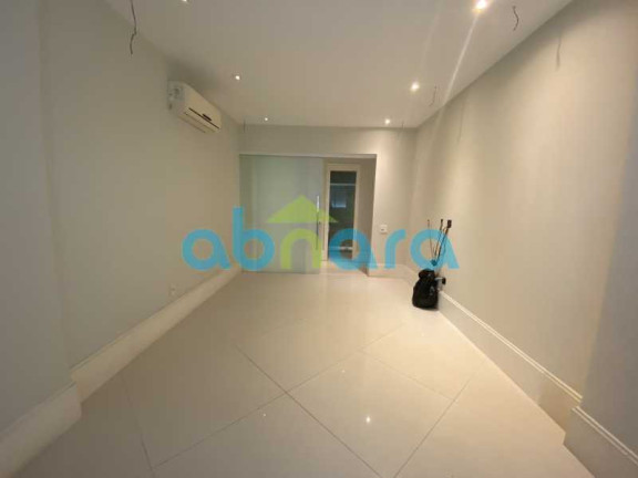 Imagem Apartamento com 3 Quartos à Venda, 210 m² em Copacabana - Rio De Janeiro Imagem Apartamento com 3 Quartos à Venda, 210 m² em Copacabana - Rio De Janeiro