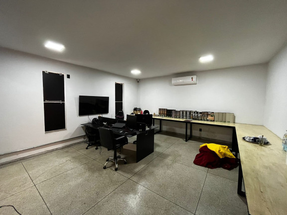 Imagem Imóvel Comercial à Venda, 6.223 m² em Setor Empresarial - Goiânia Imagem Imóvel Comercial à Venda, 6.223 m² em Setor Empresarial - Goiânia