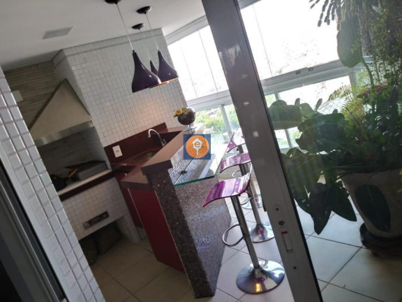 Imagem Apartamento com 3 Quartos à Venda, 211 m²