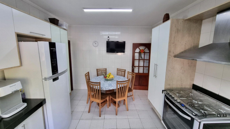 Imagem Casa com 4 Quartos à Venda, 380 m² em Parque Das Artes - Embu Das Artes Imagem Casa com 4 Quartos à Venda, 380 m² em Parque Das Artes - Embu Das Artes
