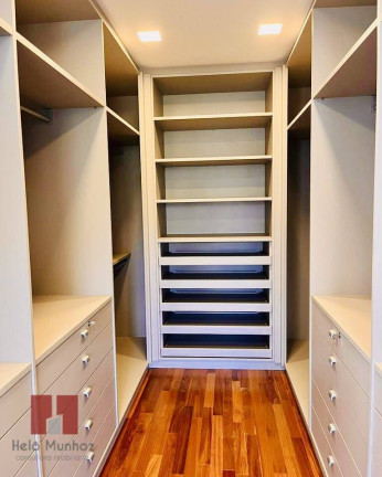 Imagem Casa com 4 Quartos à Venda, 560 m² em Alphaville Residencial Um - Barueri Imagem Casa com 4 Quartos à Venda, 560 m² em Alphaville Residencial Um - Barueri