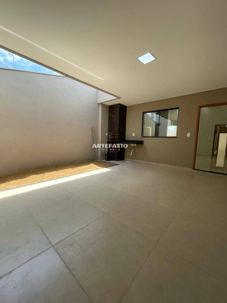 Imagem Casa com 3 Quartos à Venda, 100 m² Imagem Casa com 3 Quartos à Venda, 100 m²