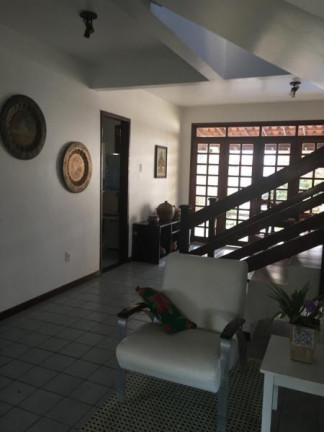 Imagem Casa com 4 Quartos à Venda, 242 m² em Centro - Camaçari Imagem Casa com 4 Quartos à Venda, 242 m² em Centro - Camaçari