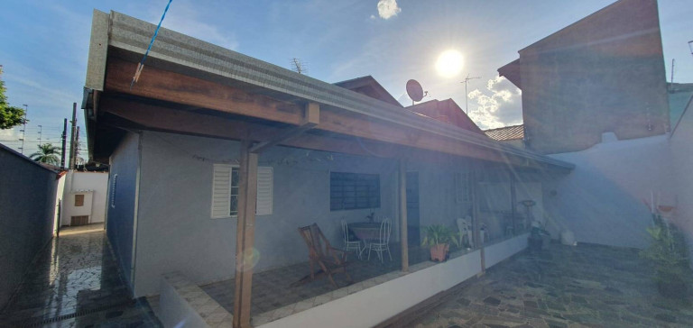 Imagem Casa com 2 Quartos à Venda, 220 m² em Jardim Do Lago - Limeira Imagem Casa com 2 Quartos à Venda, 220 m² em Jardim Do Lago - Limeira