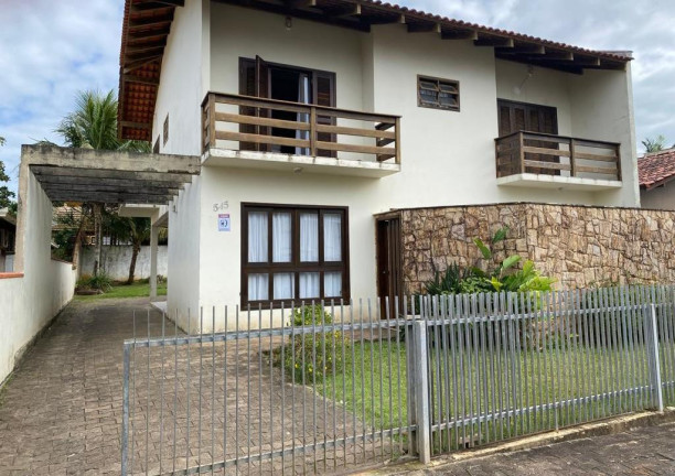 Imagem Casa com 3 Quartos à Venda, 203 m² em Itaguaçu - São Francisco Do Sul Imagem Casa com 3 Quartos à Venda, 203 m² em Itaguaçu - São Francisco Do Sul