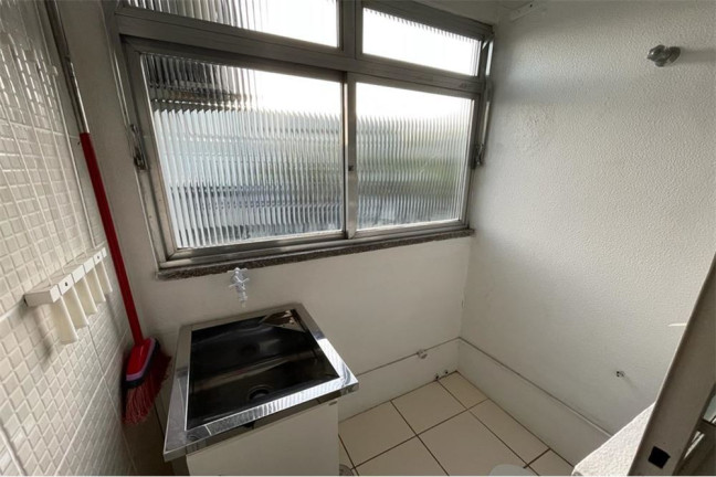 Imagem Imóvel com 1 Quarto à Venda, em Petrópolis - Porto Alegre Imagem Imóvel com 1 Quarto à Venda, em Petrópolis - Porto Alegre