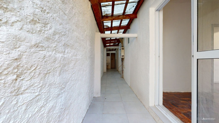 Imagem Imóvel com 3 Quartos à Venda, 68 m² em Menino Deus - Porto Alegre Imagem Imóvel com 3 Quartos à Venda, 68 m² em Menino Deus - Porto Alegre