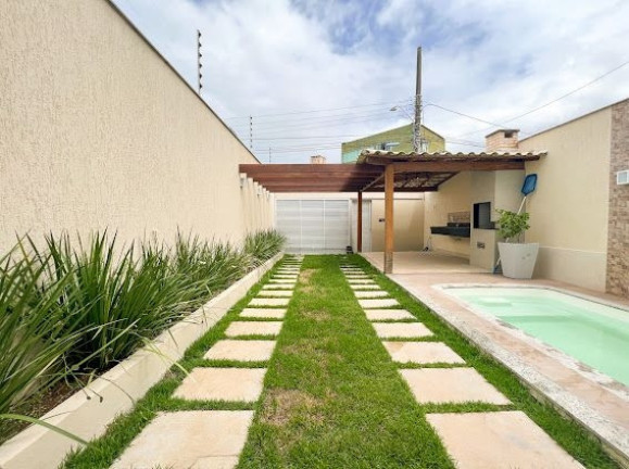 Casa com 3 Quartos à Venda, 160 m²