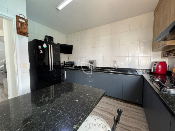 Imagem Sobrado com 3 Quartos à Venda, 230 m² em Boa Vista - Joinville Imagem Sobrado com 3 Quartos à Venda, 230 m² em Boa Vista - Joinville