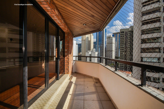 Imagem Apartamento com 3 Quartos à Venda ou Locação, em Itaim Bibi - São Paulo Imagem Apartamento com 3 Quartos à Venda ou Locação, em Itaim Bibi - São Paulo