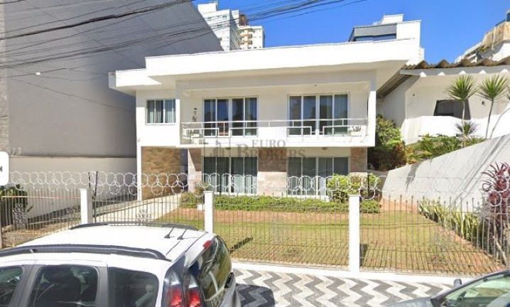Casa com 4 Quartos à Venda, 260 m² em Fazenda - Itajaí