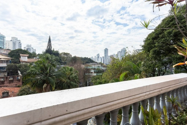 Imagem Casa com 4 Quartos à Venda, 460 m² em Pacaembu - São Paulo Imagem Casa com 4 Quartos à Venda, 460 m² em Pacaembu - São Paulo