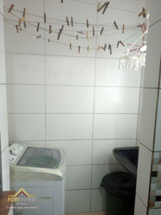 Imagem Imóvel com 2 Quartos à Venda, 45 m² em Jardim Melvi - Praia Grande Imagem Imóvel com 2 Quartos à Venda, 45 m² em Jardim Melvi - Praia Grande