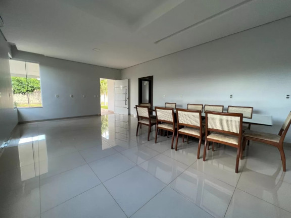 Imagem Casa com 3 Quartos à Venda, 238 m² em Setor Industrial - Sinop Imagem Casa com 3 Quartos à Venda, 238 m² em Setor Industrial - Sinop