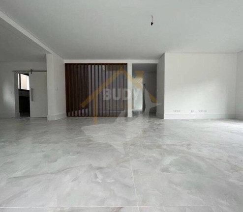 Imagem Casa com 4 Quartos à Venda, 430 m² em Alphaville Residencial Dois - Barueri Imagem Casa com 4 Quartos à Venda, 430 m² em Alphaville Residencial Dois - Barueri