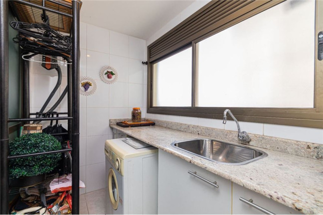 Imagem Apartamento com 3 Quartos à Venda, 120 m² em Menino Deus - Porto Alegre Imagem Apartamento com 3 Quartos à Venda, 120 m² em Menino Deus - Porto Alegre
