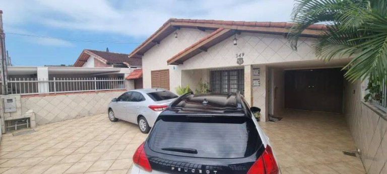 Imagem Casa com 4 Quartos à Venda, 144 m² em Solemar - Praia Grande Imagem Casa com 4 Quartos à Venda, 144 m² em Solemar - Praia Grande