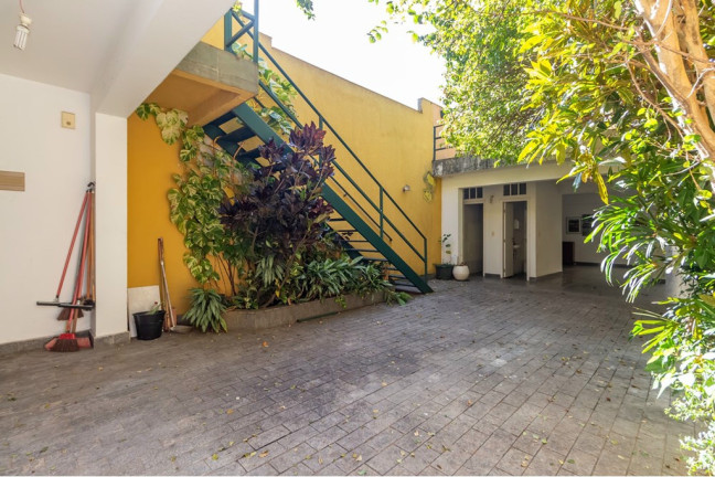 Imagem Casa com 4 Quartos à Venda, 236 m² em Itaim Bibi - São Paulo Imagem Casa com 4 Quartos à Venda, 236 m² em Itaim Bibi - São Paulo