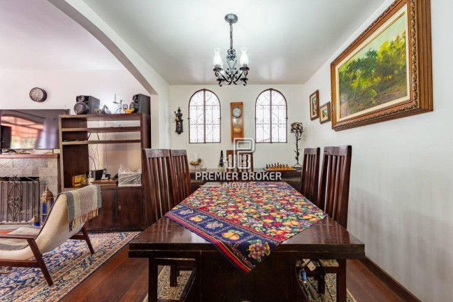 Imagem Casa com 4 Quartos à Venda, 174 m² em Alto - Teresópolis Imagem Casa com 4 Quartos à Venda, 174 m² em Alto - Teresópolis
