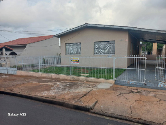 Imagem Casa com 3 Quartos à Venda, 525 m² em Centro - Arapongas Imagem Casa com 3 Quartos à Venda, 525 m² em Centro - Arapongas
