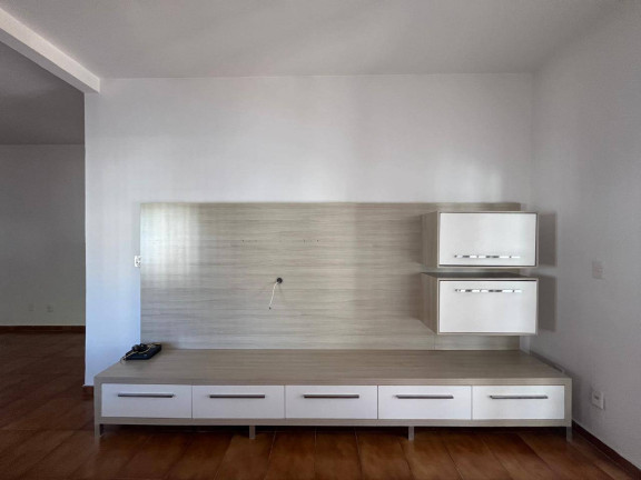Imagem Casa com 3 Quartos à Venda, 311 m² em Cuiabá Imagem Casa com 3 Quartos à Venda, 311 m² em Cuiabá
