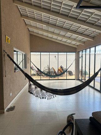 Imagem Sobrado com 4 Quartos à Venda, 280 m² em Goiânia Imagem Sobrado com 4 Quartos à Venda, 280 m² em Goiânia
