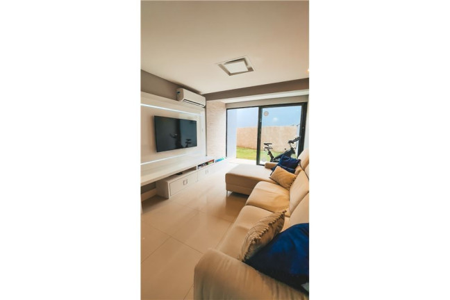 Imagem Imóvel com 2 Quartos à Venda, em Praia Dos Amores - Balneário Camboriú Imagem Imóvel com 2 Quartos à Venda, em Praia Dos Amores - Balneário Camboriú