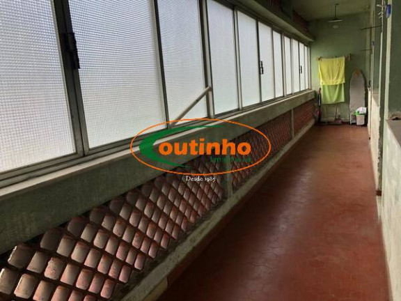 Imagem Casa com 6 Quartos à Venda, 367 m² em Tijuca - Rio De Janeiro Imagem Casa com 6 Quartos à Venda, 367 m² em Tijuca - Rio De Janeiro