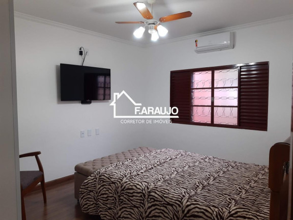 Imagem Casa com 3 Quartos à Venda, 304 m² em Vila Trujillo - Sorocaba Imagem Casa com 3 Quartos à Venda, 304 m² em Vila Trujillo - Sorocaba