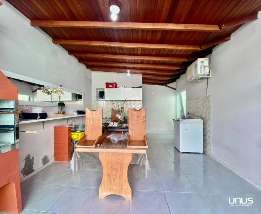 Imagem Casa com 2 Quartos à Venda, 104 m² em São Sebastião - Palhoça