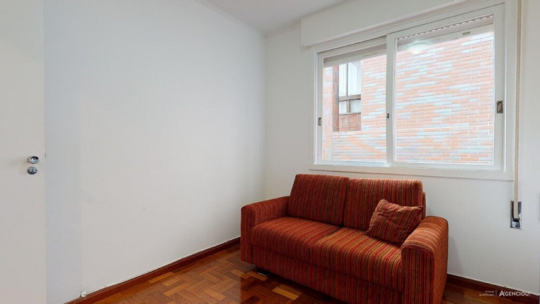 Imagem Imóvel com 3 Quartos à Venda, 122 m² em Auxiliadora - Porto Alegre Imagem Imóvel com 3 Quartos à Venda, 122 m² em Auxiliadora - Porto Alegre