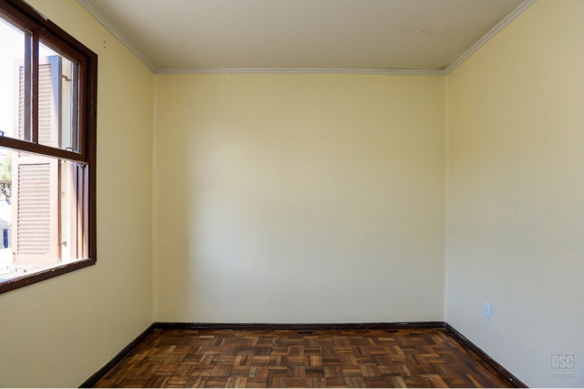 Imagem Imóvel com 1 Quarto à Venda, em Santo Antonio - Porto Alegre Imagem Imóvel com 1 Quarto à Venda, em Santo Antonio - Porto Alegre