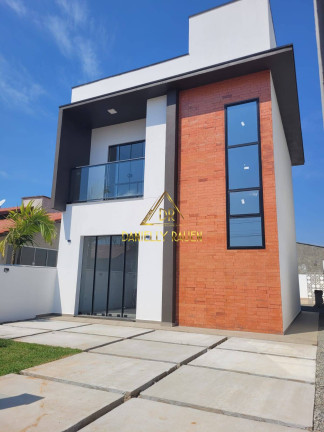 Imagem Casa com 4 Quartos à Venda, 79 m² em Centro - Barra Velha Imagem Casa com 4 Quartos à Venda, 79 m² em Centro - Barra Velha