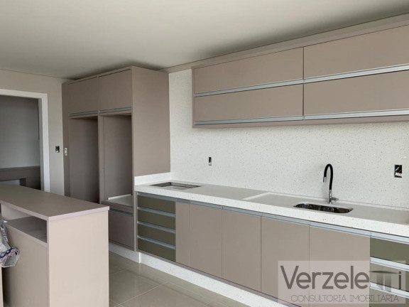 Imagem Apartamento com 3 Quartos para Alugar, 120 m² em Centro - Balneário Camboriú Imagem Apartamento com 3 Quartos para Alugar, 120 m² em Centro - Balneário Camboriú