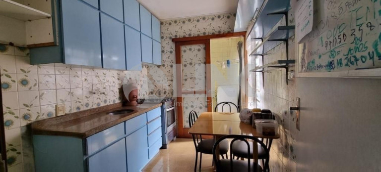 Imagem Apartamento com 3 Quartos à Venda, 98 m² em Petrópolis - Porto Alegre Imagem Apartamento com 3 Quartos à Venda, 98 m² em Petrópolis - Porto Alegre