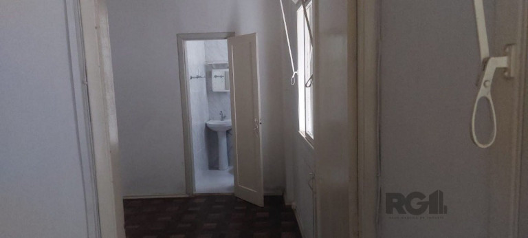 Imagem Apartamento com 1 Quarto à Venda, 27 m² em Centro Histórico - Porto Alegre Imagem Apartamento com 1 Quarto à Venda, 27 m² em Centro Histórico - Porto Alegre