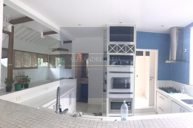 Imagem Casa com 6 Quartos à Venda, 300 m² em Maresias - São Sebastião Imagem Casa com 6 Quartos à Venda, 300 m² em Maresias - São Sebastião