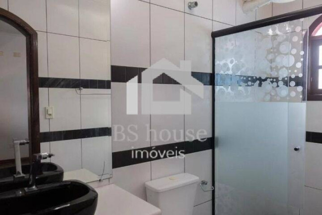 Imagem Casa com 3 Quartos à Venda, 200 m² em Parque Jaçatuba - Santo André