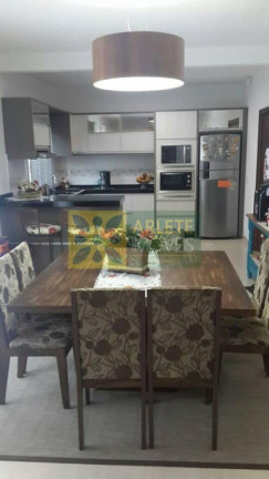 Casa com 3 Quartos à Venda, 200 m² em Vila Nova - Porto Belo