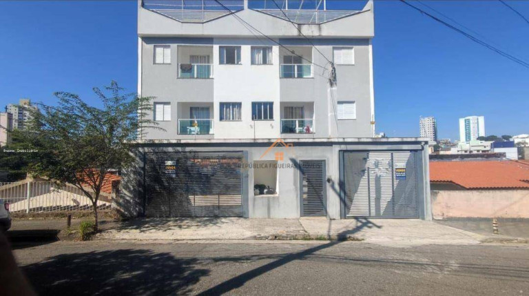 Imagem Cobertura com 2 Quartos à Venda ou Locação, 90 m² em Jardim Santo Antônio - Santo André Imagem Cobertura com 2 Quartos à Venda ou Locação, 90 m² em Jardim Santo Antônio - Santo André
