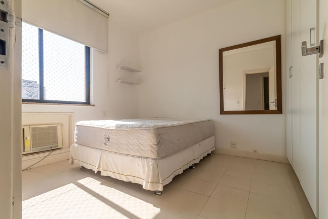 Imagem Apartamento com 3 Quartos à Venda, 107 m² em Barra Da Tijuca - Rio De Janeiro
