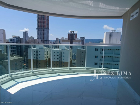Imagem Imóvel com 3 Quartos à Venda, 129 m² em Meia Praia - Itapema Imagem Imóvel com 3 Quartos à Venda, 129 m² em Meia Praia - Itapema