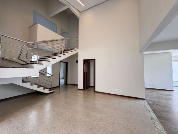Imagem Sobrado com 5 Quartos à Venda, 359 m² em Setor Jaó - Goiânia