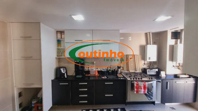 Imagem Cobertura com 3 Quartos à Venda, 194 m² em Tijuca - Rio De Janeiro Imagem Cobertura com 3 Quartos à Venda, 194 m² em Tijuca - Rio De Janeiro