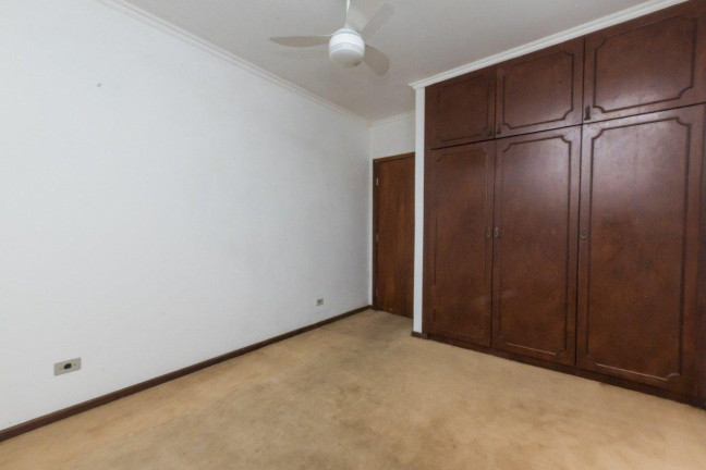 Imagem Casa com 4 Quartos à Venda, 209 m² em Seminário - Curitiba Imagem Casa com 4 Quartos à Venda, 209 m² em Seminário - Curitiba