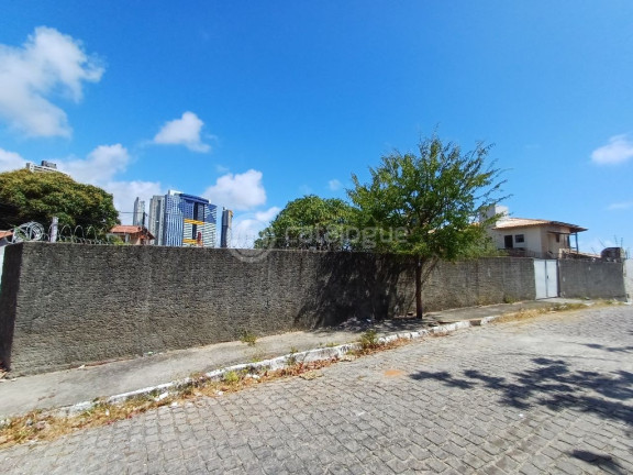Imagem Terreno à Venda, 765 m² em Ponta Negra - Natal Imagem Terreno à Venda, 765 m² em Ponta Negra - Natal